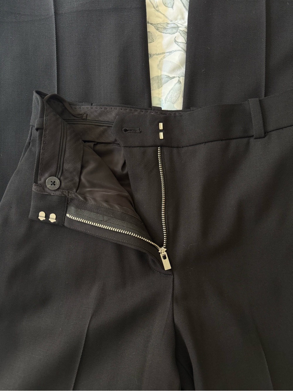 Aritzia Babaton Agency Wool Twill Pants in Black - Picture 5 of 10